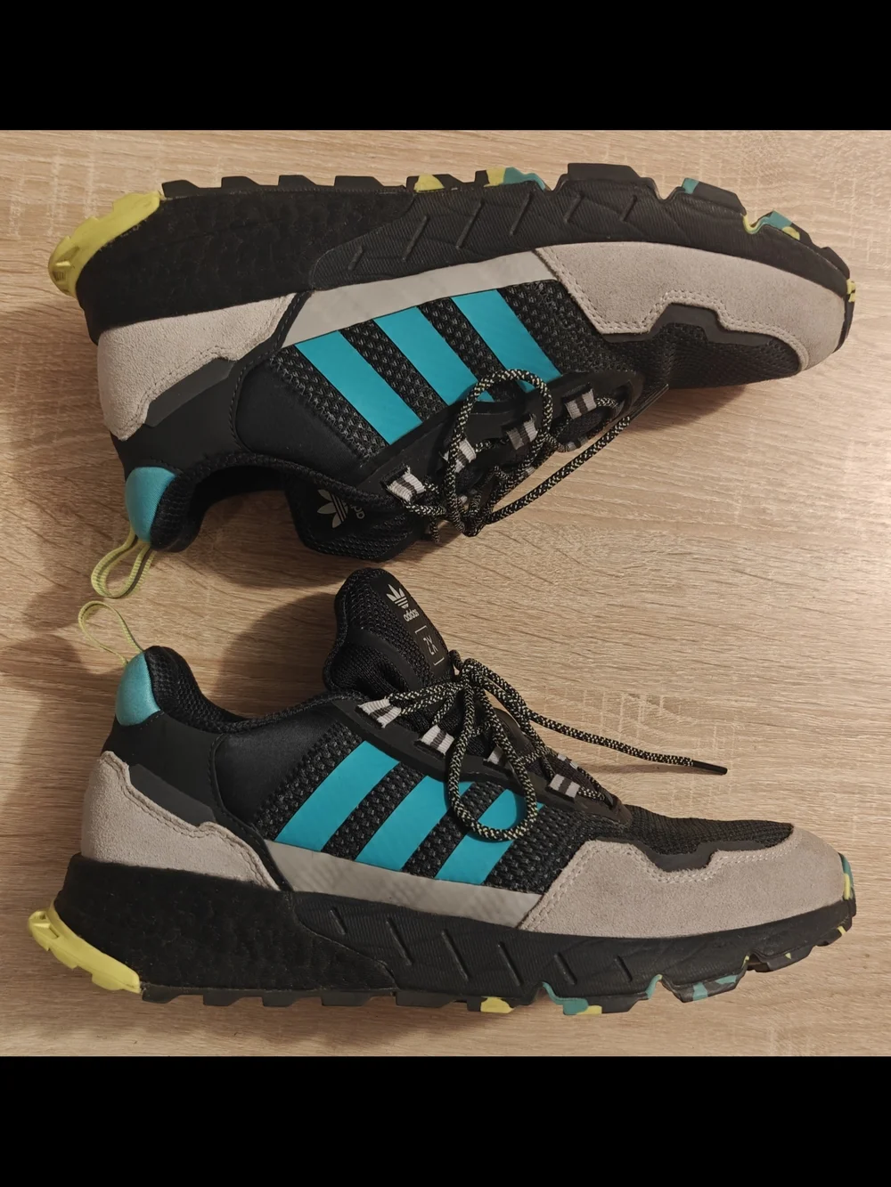 adidas low top
